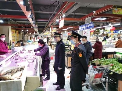 江西省鷹潭市市場監(jiān)管系統(tǒng)疫情防控先進事跡專輯(九) 深入一線 精準施策——記市場調(diào)研團隊的戰(zhàn)疫擔當